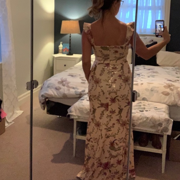 Shimmery Sequinned Romantic Floral Dress - Picture 5 of 5